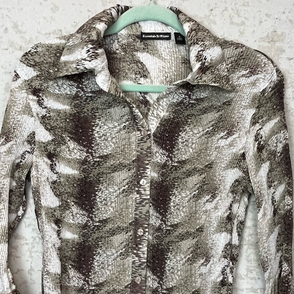 Whimsigoth Y2K Crinkle Top Tulip Sleeve Medium Essentials  Milano Square Buttons - Picture 2 of 14